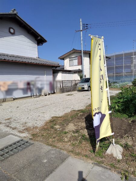 ユウハナノの駐車場