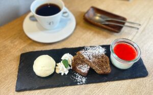 いよもんカフェ