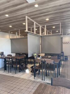 炭火やきとり とりちゃん八日市店
